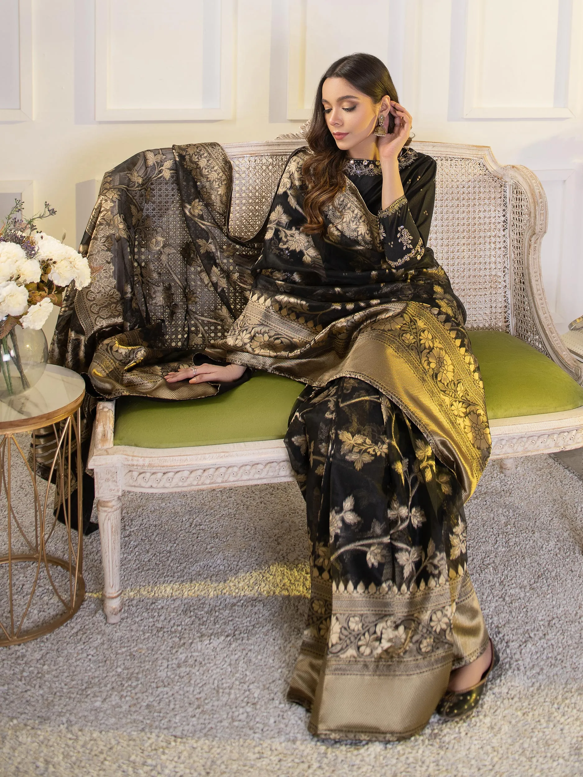 2 Piece Yarn Dyed Saree-Embroidered (Unstitched) | Lime Light Women Eid Collection 2023