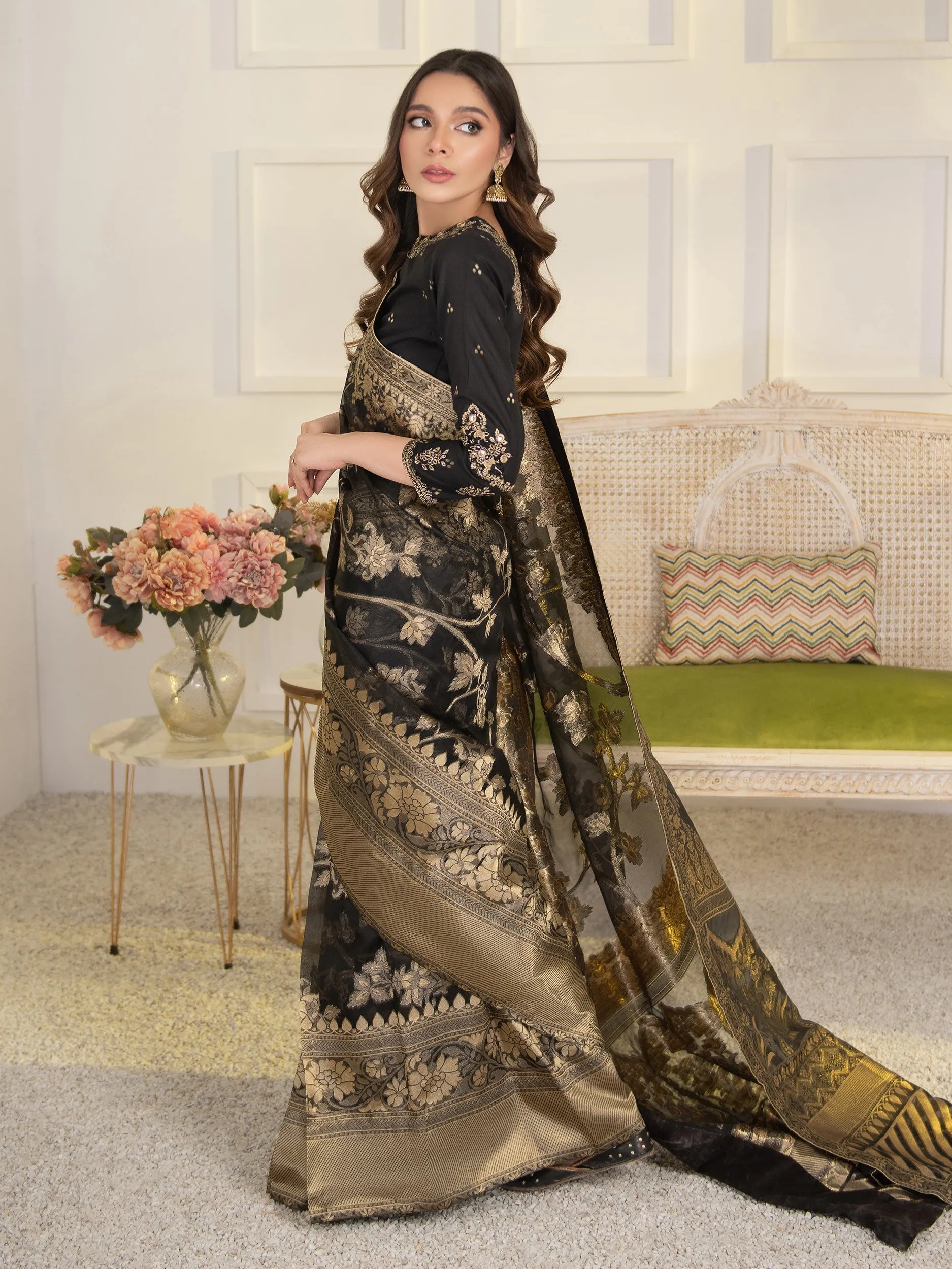2 Piece Yarn Dyed Saree-Embroidered (Unstitched) | Lime Light Women Eid Collection 2023