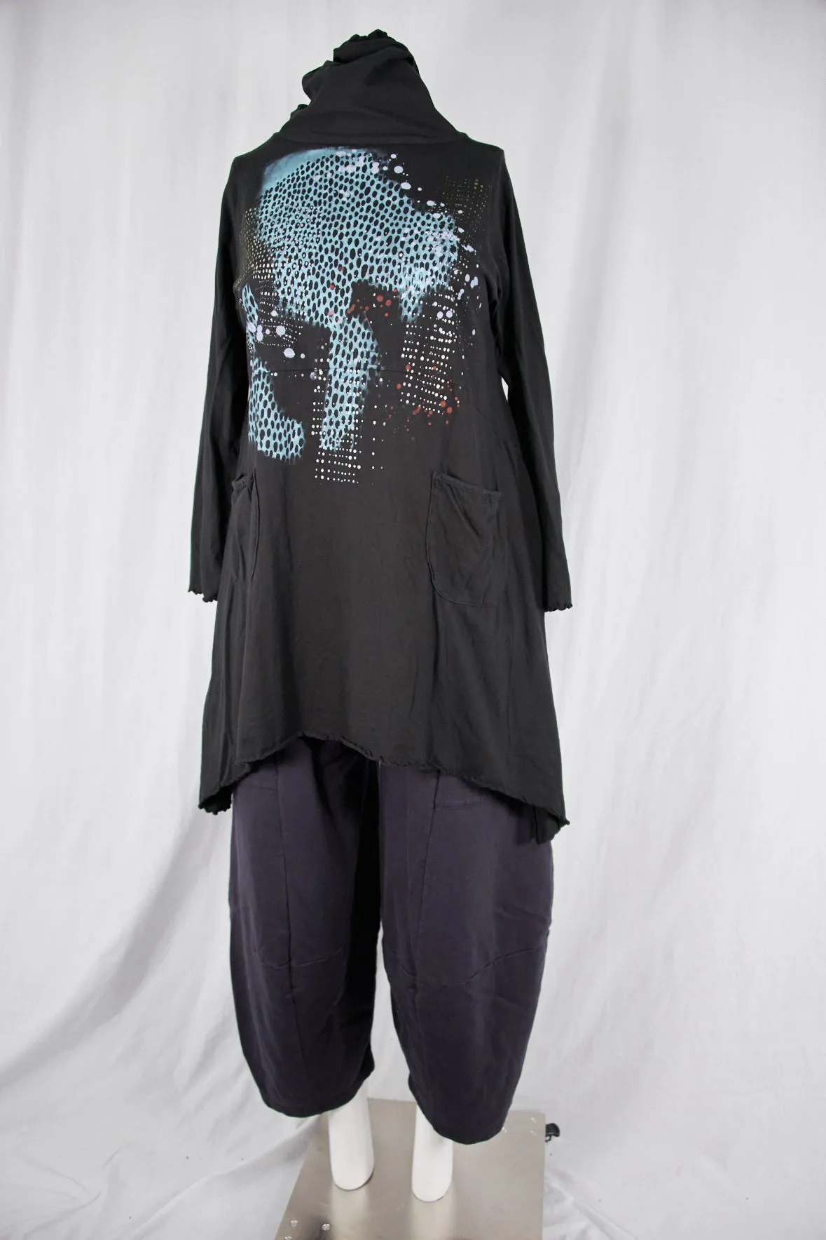 3292 Winter Four Square Pant with Pockets-Plumblack