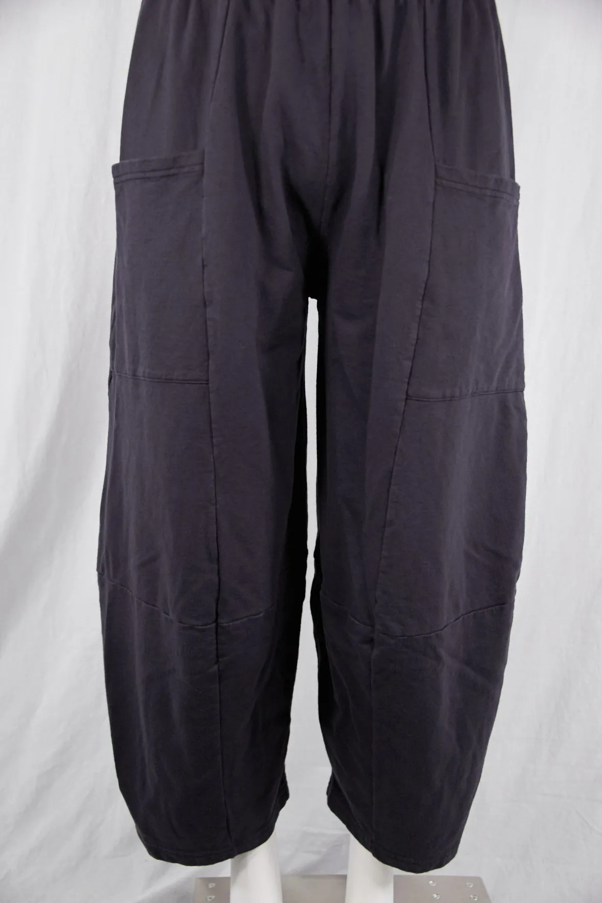 3292 Winter Four Square Pant with Pockets-Plumblack
