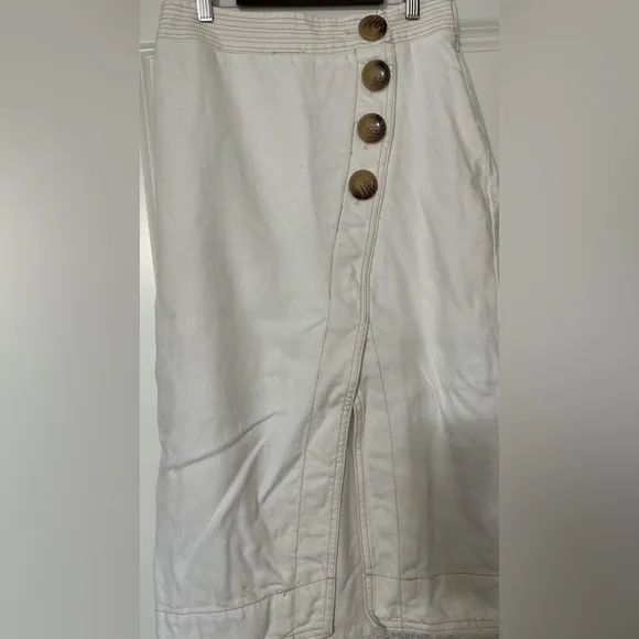 Anthropologie Elegant White Button-Detail Wrap Skirt Size 2