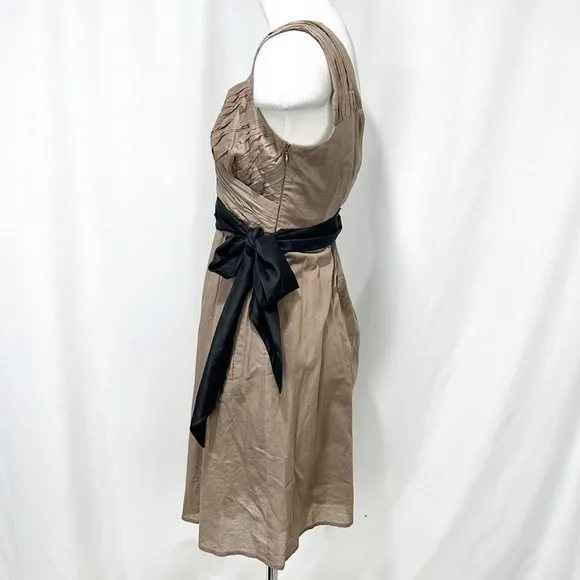 ANTHROPOLOGIE Maeve Taupe and Brown Belted Fit &amp; Flare Dress size 4