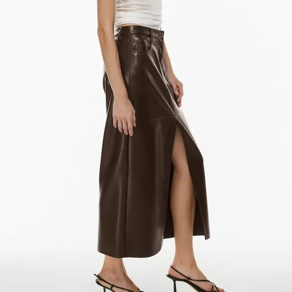 Aritzia Wilfred Idealize Skirt (Rich Mocha Brown)