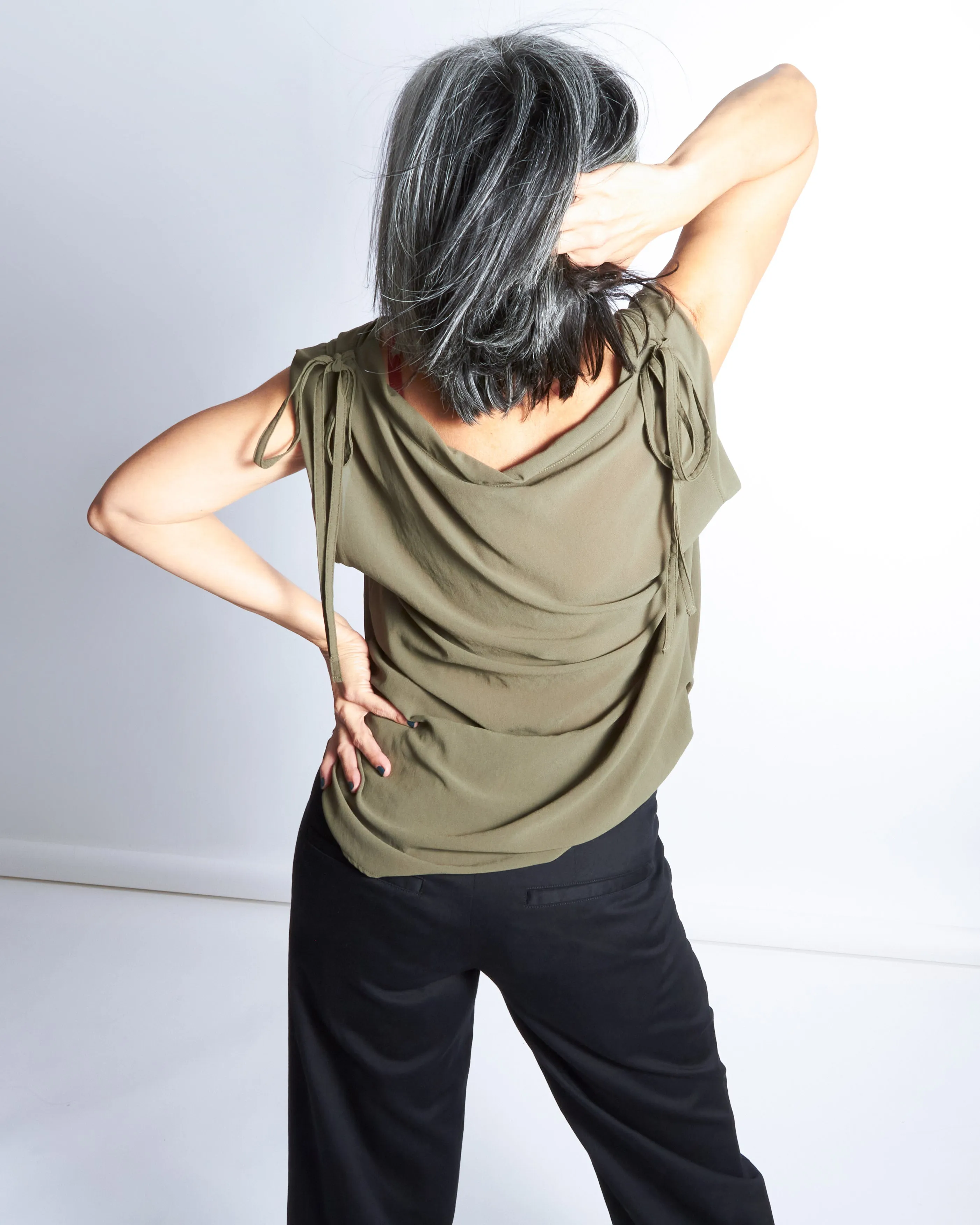 astrid tee