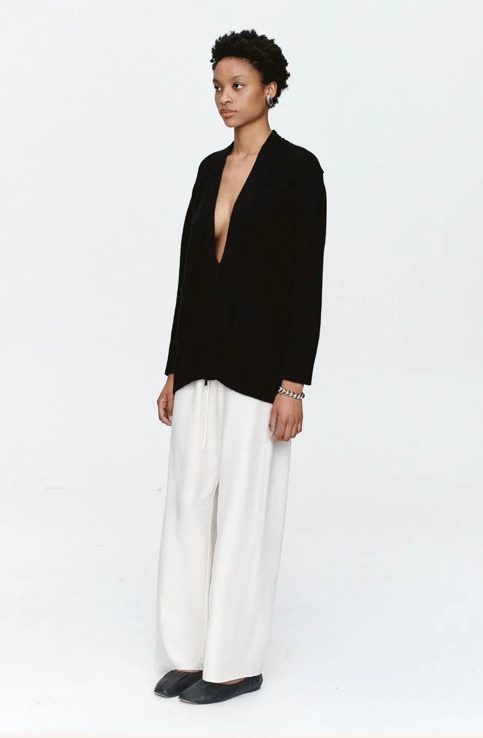 Dita Cardi Black