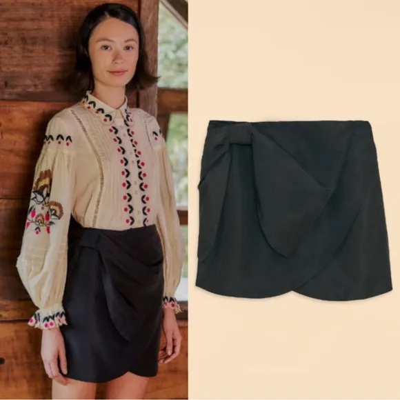 FARM RIO BLACK TAFFETA WRAP Mini Skirt With Large Bow Women’s SIZE Medium NWOT