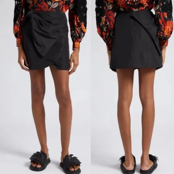 FARM RIO BLACK TAFFETA WRAP Mini Skirt With Large Bow Women’s SIZE Medium NWOT