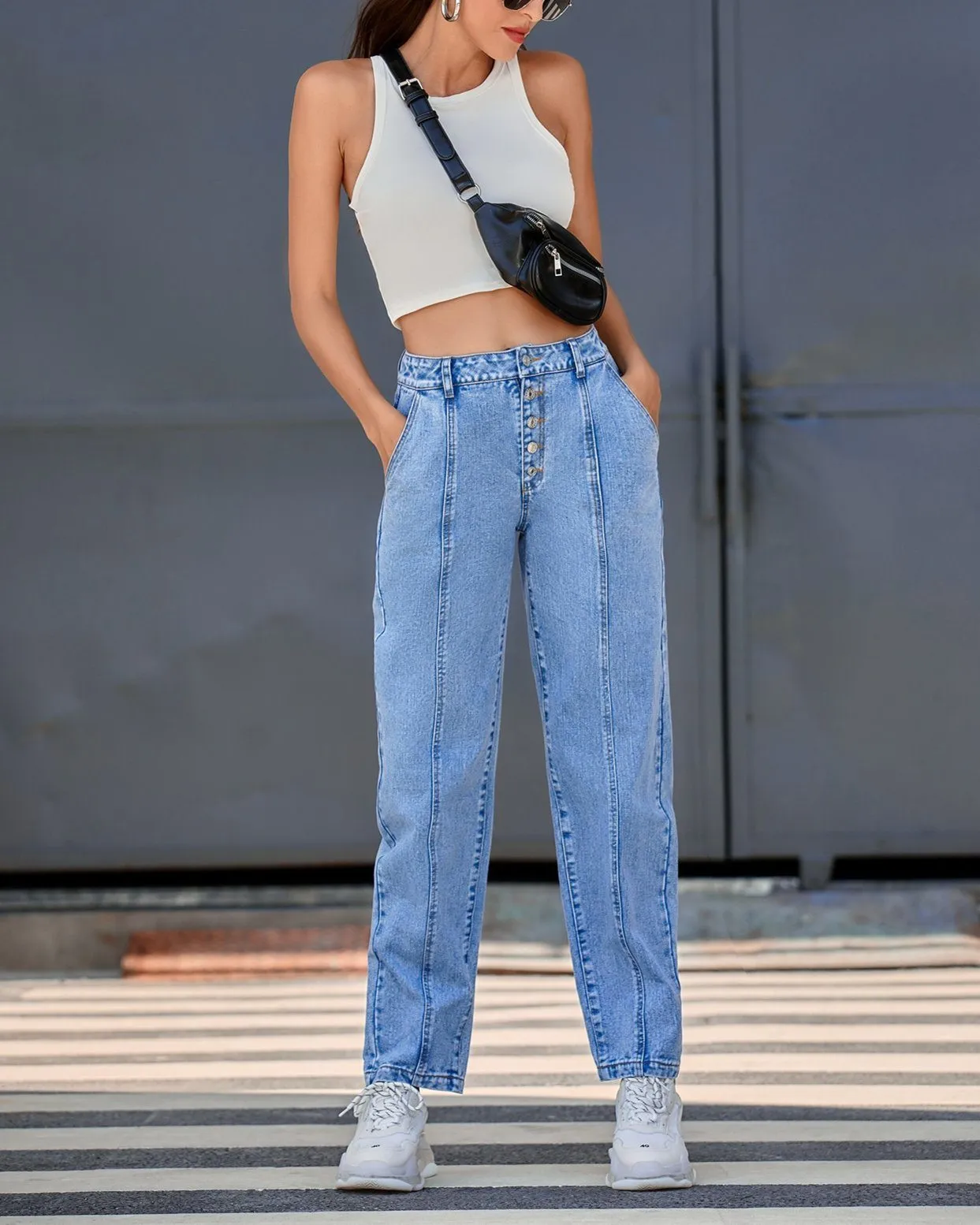 High Rise Buttoned Straight Denim Pant