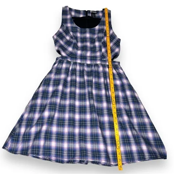 Hot Topic Plaid Skater Dress Fit &amp; Flare Style w Side Cutouts and Pockets J SM