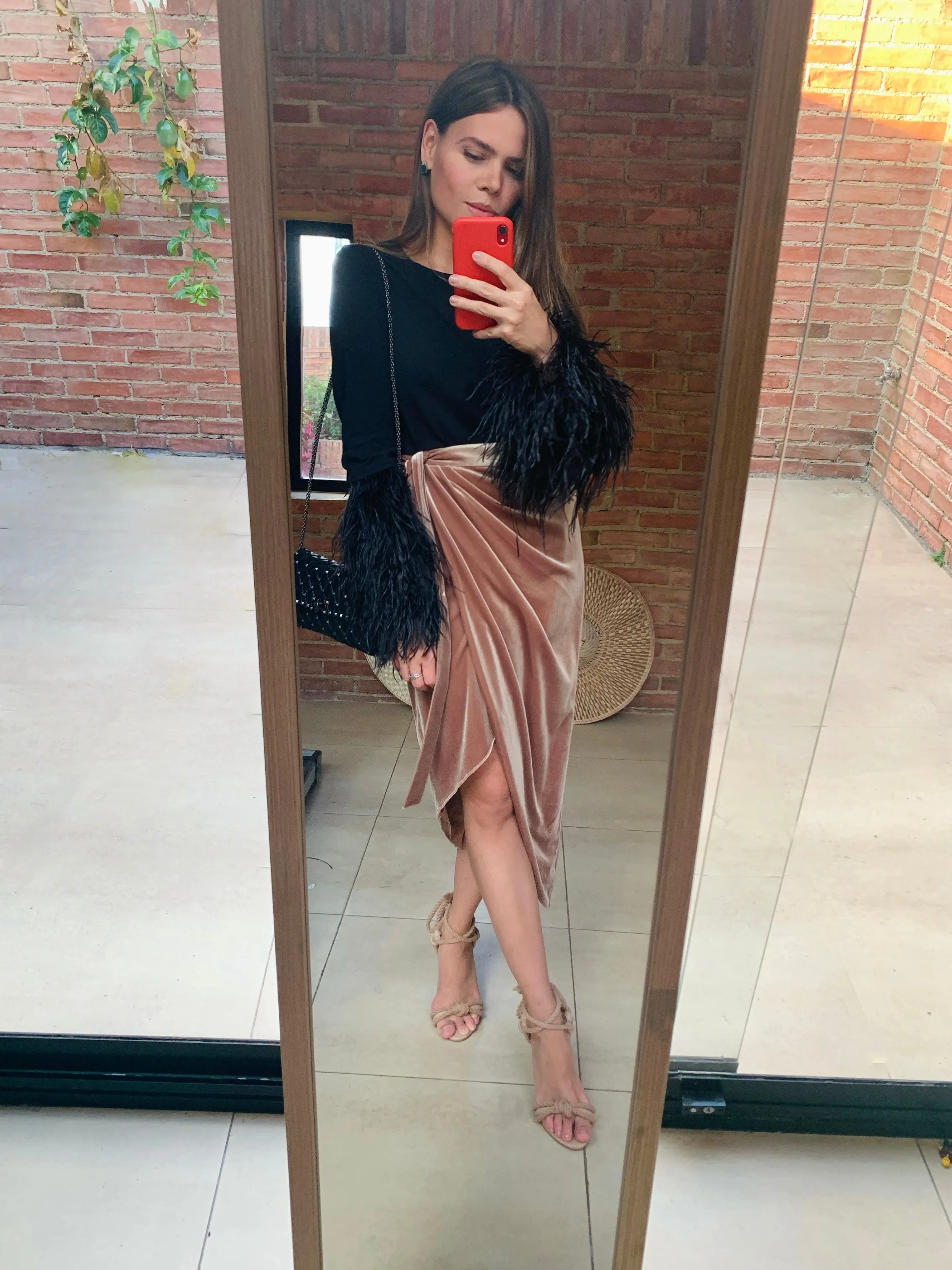 LUCIERNAGA SKIRT IN CARAMEL VELVET