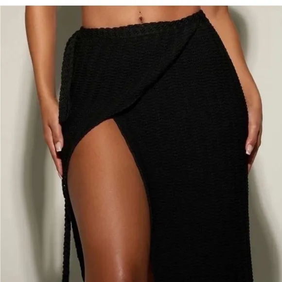 New! NAKED WARDROBE Wrapped in Crochet Collection Maxi Skirt Black Sz Small