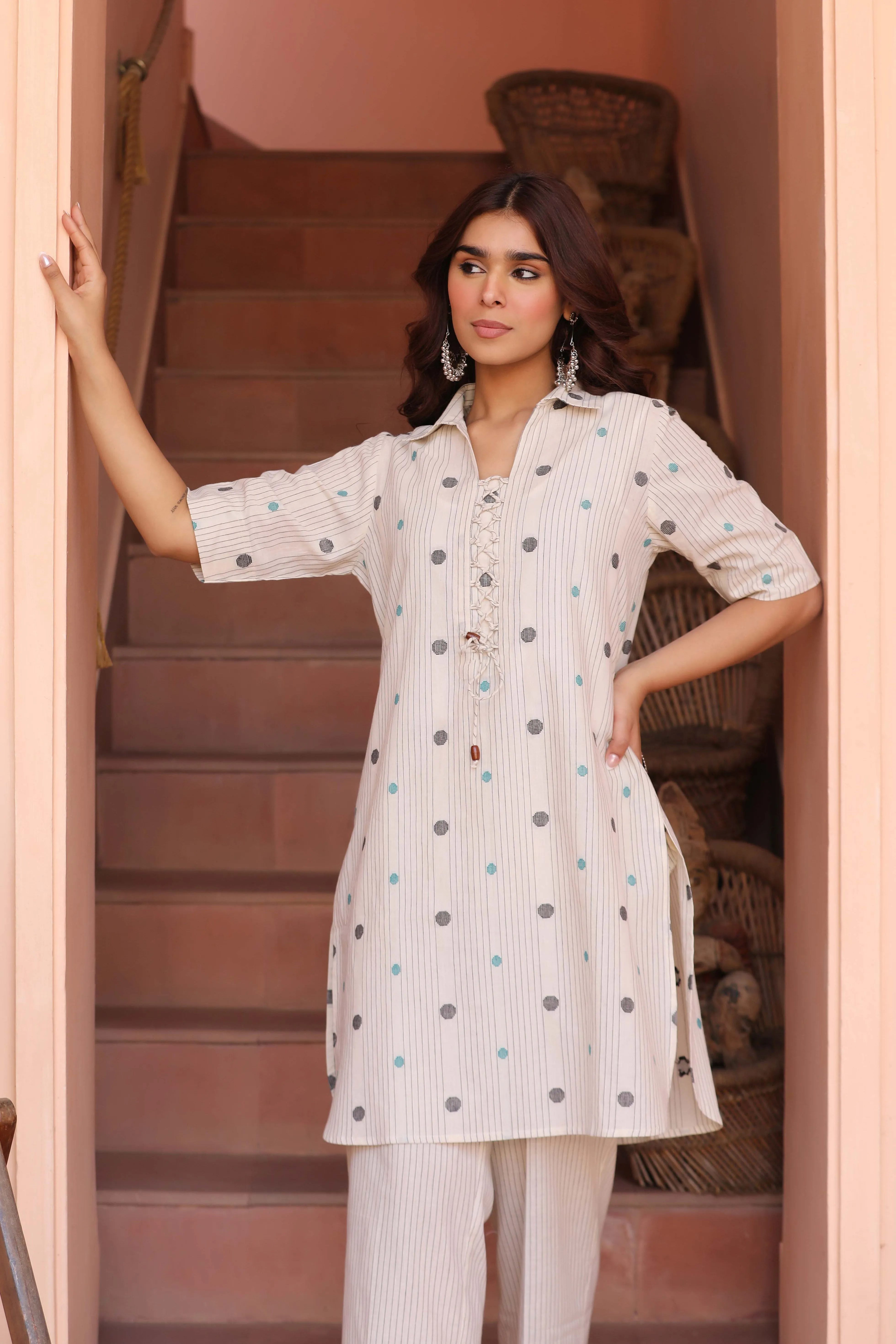 Off White Cotton Dobby Ready-To-Wear Relaxed Fit Kurta With Pant