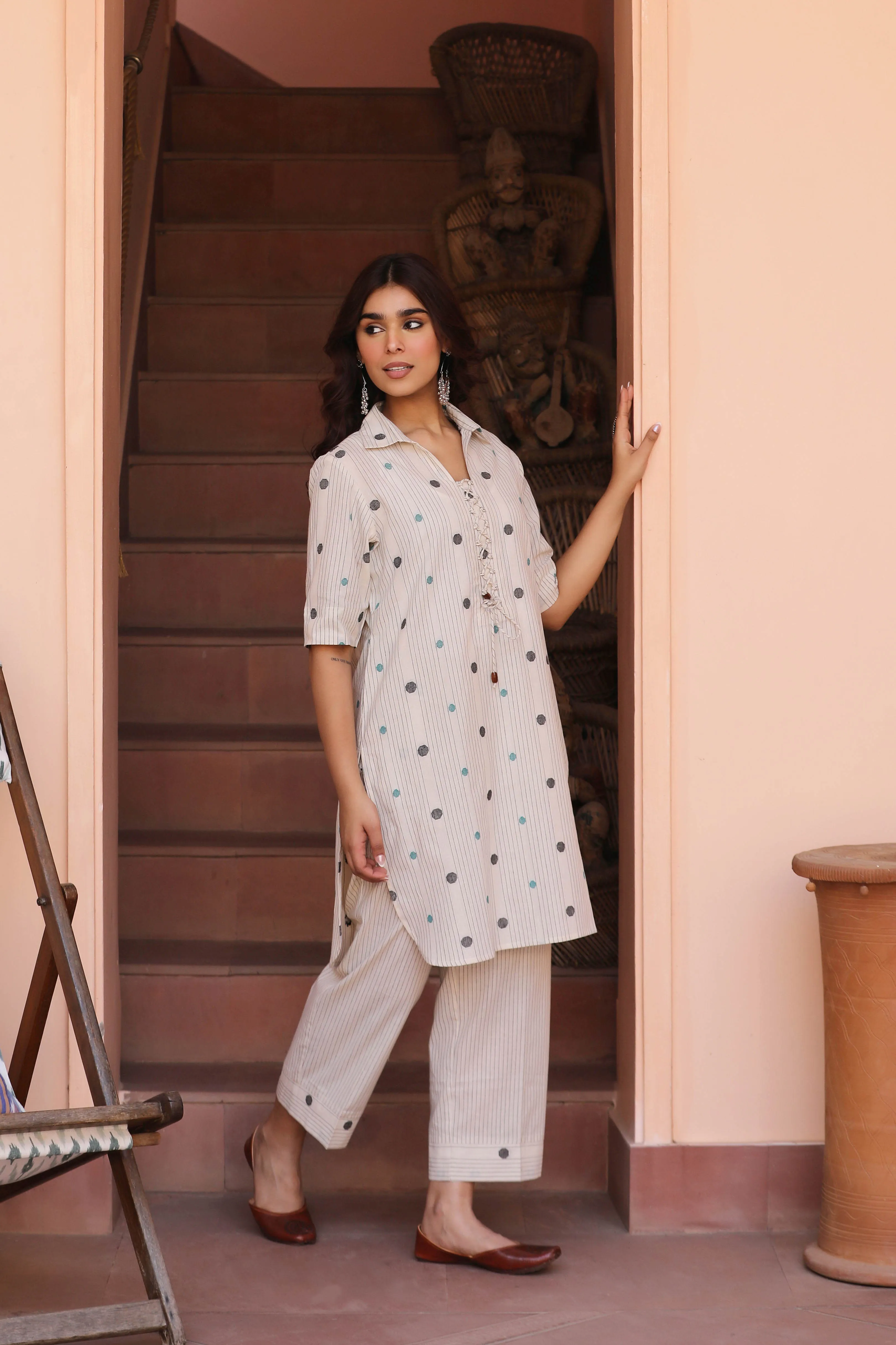 Off White Cotton Dobby Ready-To-Wear Relaxed Fit Kurta With Pant