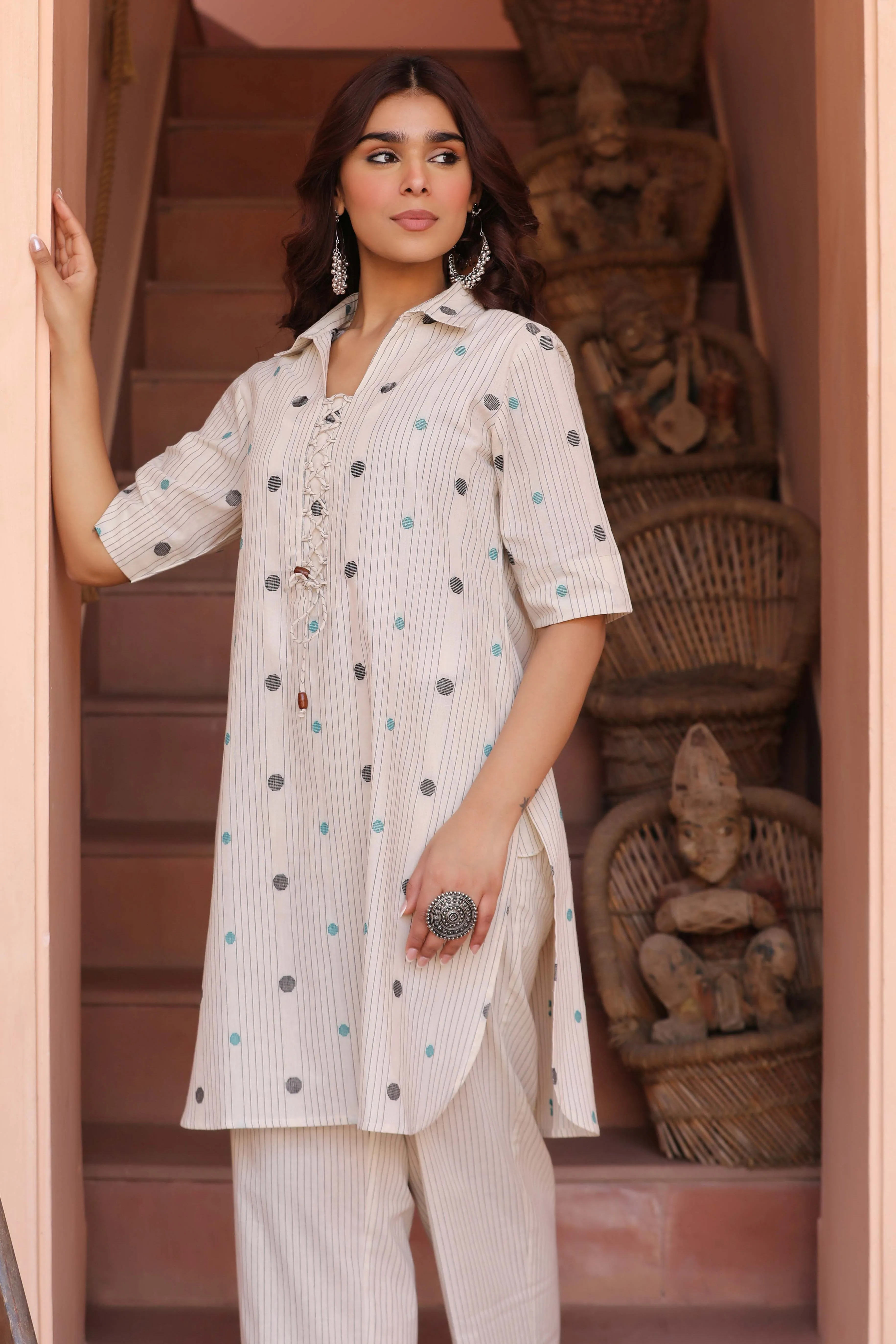 Off White Cotton Dobby Ready-To-Wear Relaxed Fit Kurta With Pant