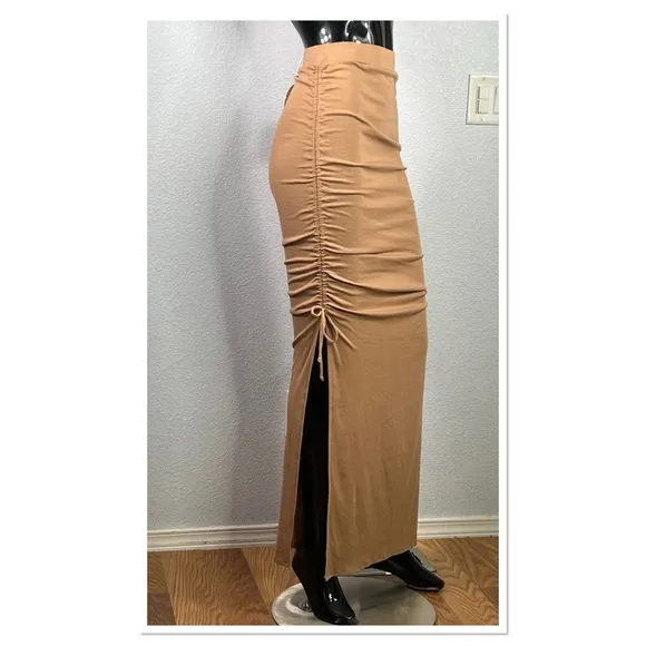 Petal &amp; Pup Olina Bodycon Maxi Skirt Sz US 4 NWT