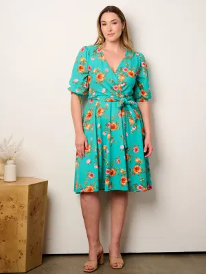 PLUS SIZE SHORT SLEEVE SURPLICE FIT & FLARE FLORAL MIDI DRESS