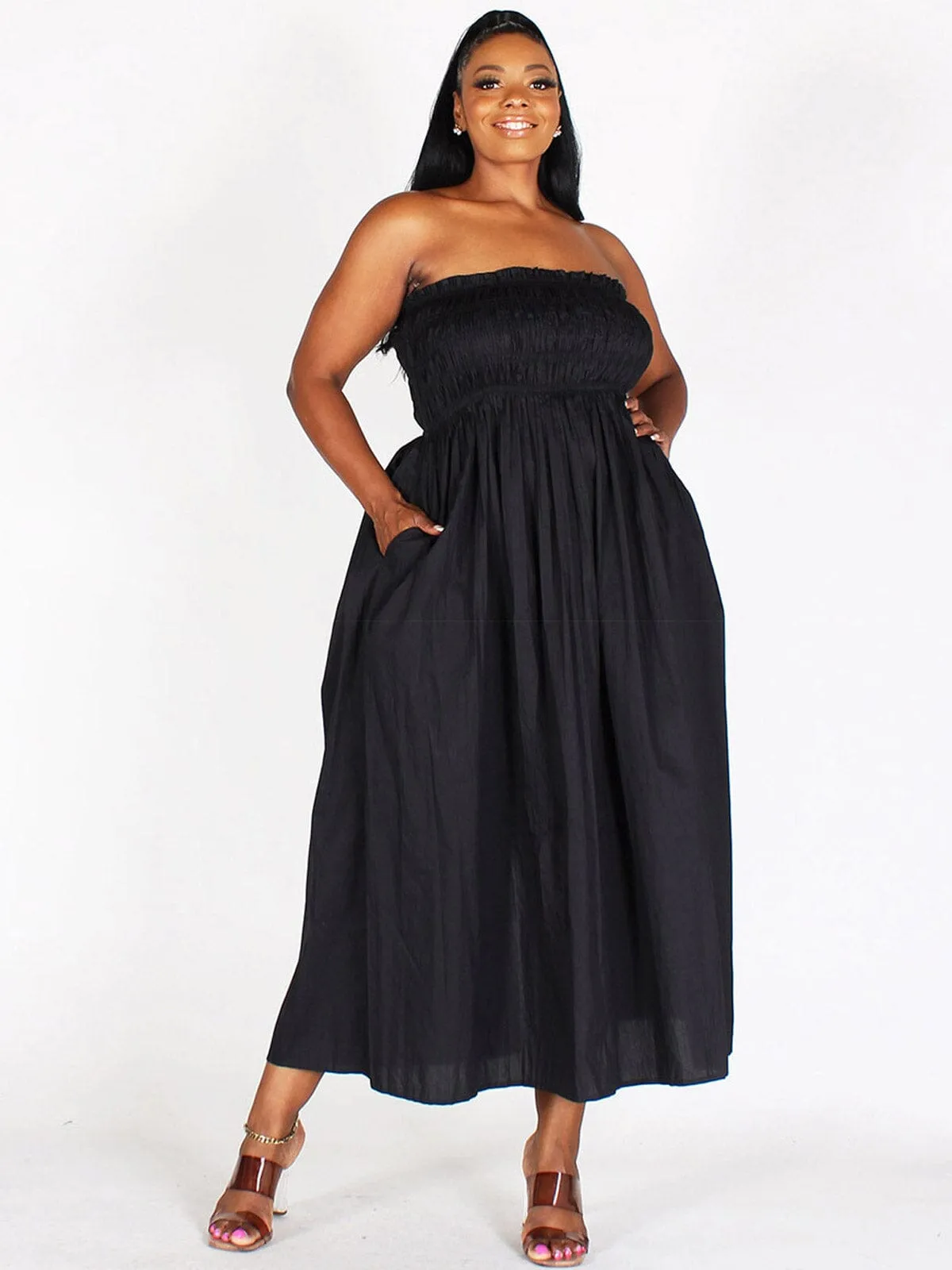 PLUS SIZE SLEEVELESS SMOCK FIT & FLARE MIDI DRESS