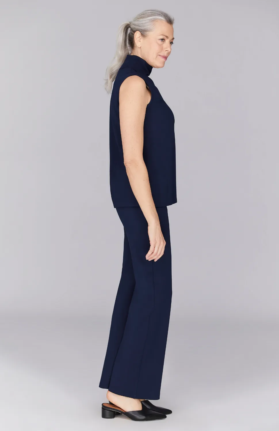 Ponte Straight Pant w/Pull On Elastic Waistband