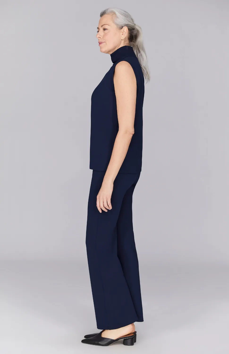 Ponte Straight Pant w/Pull On Elastic Waistband