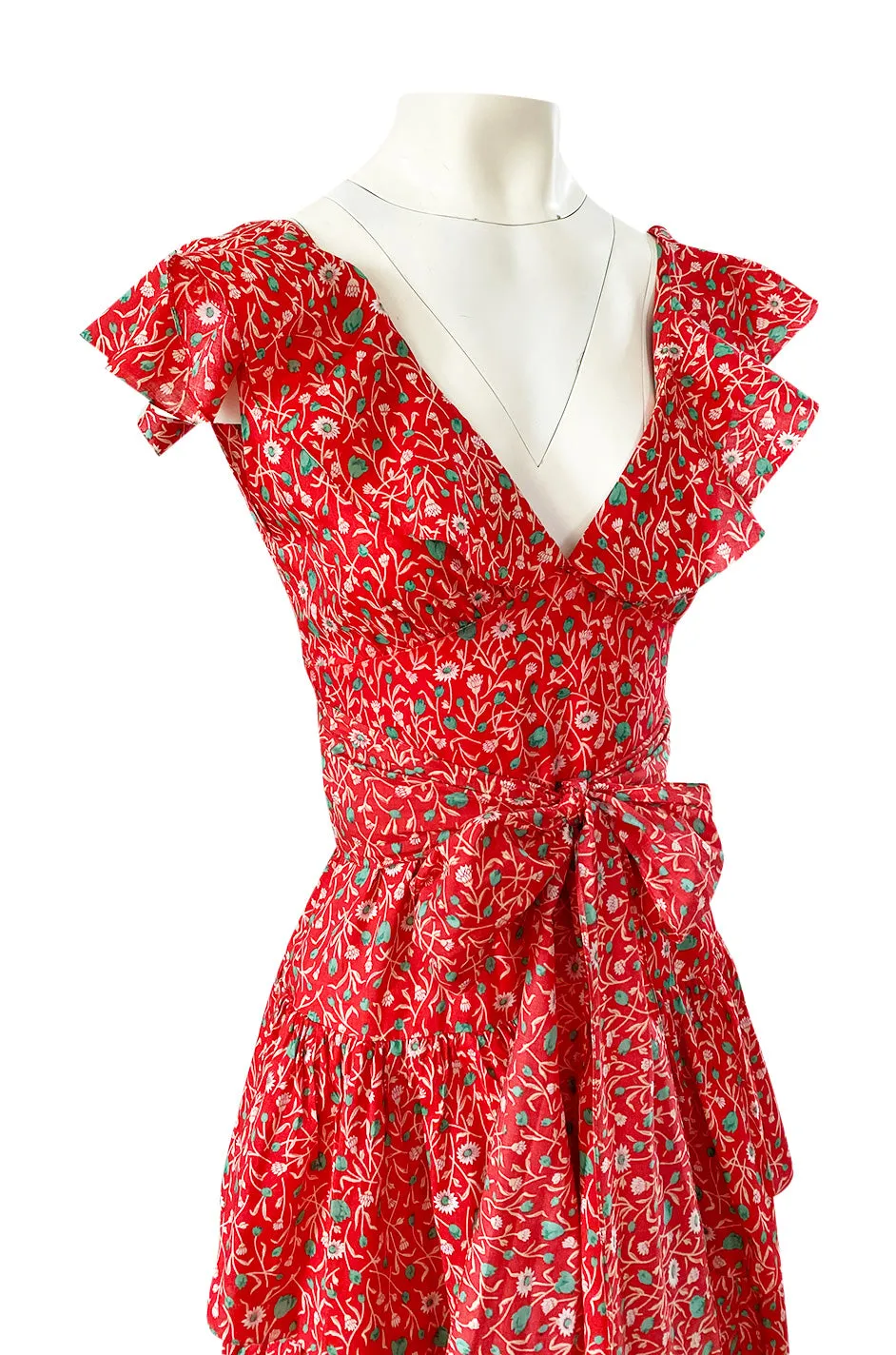 Prettiest 1970s Oscar de la Renta Tiered & Ruffled Tiny Floral Red Dress