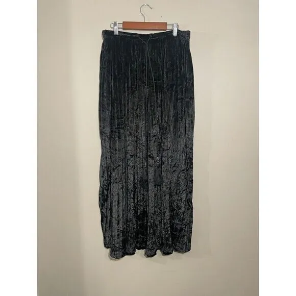 Soft Surroundings Women’s Vivian Maxi Skirt Size Small Black Velvet Pleated EUC