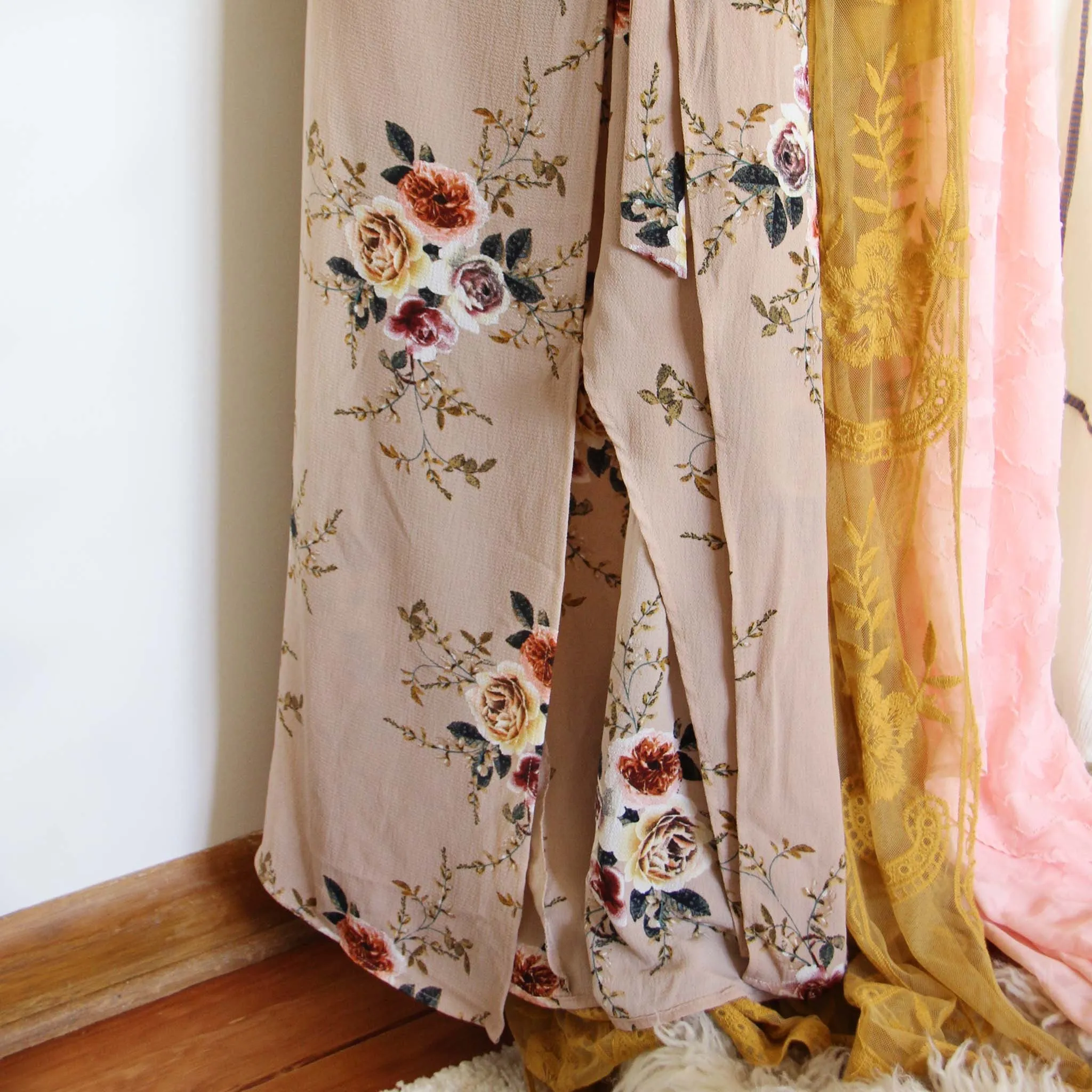 Thicket & Vine Maxi Dress