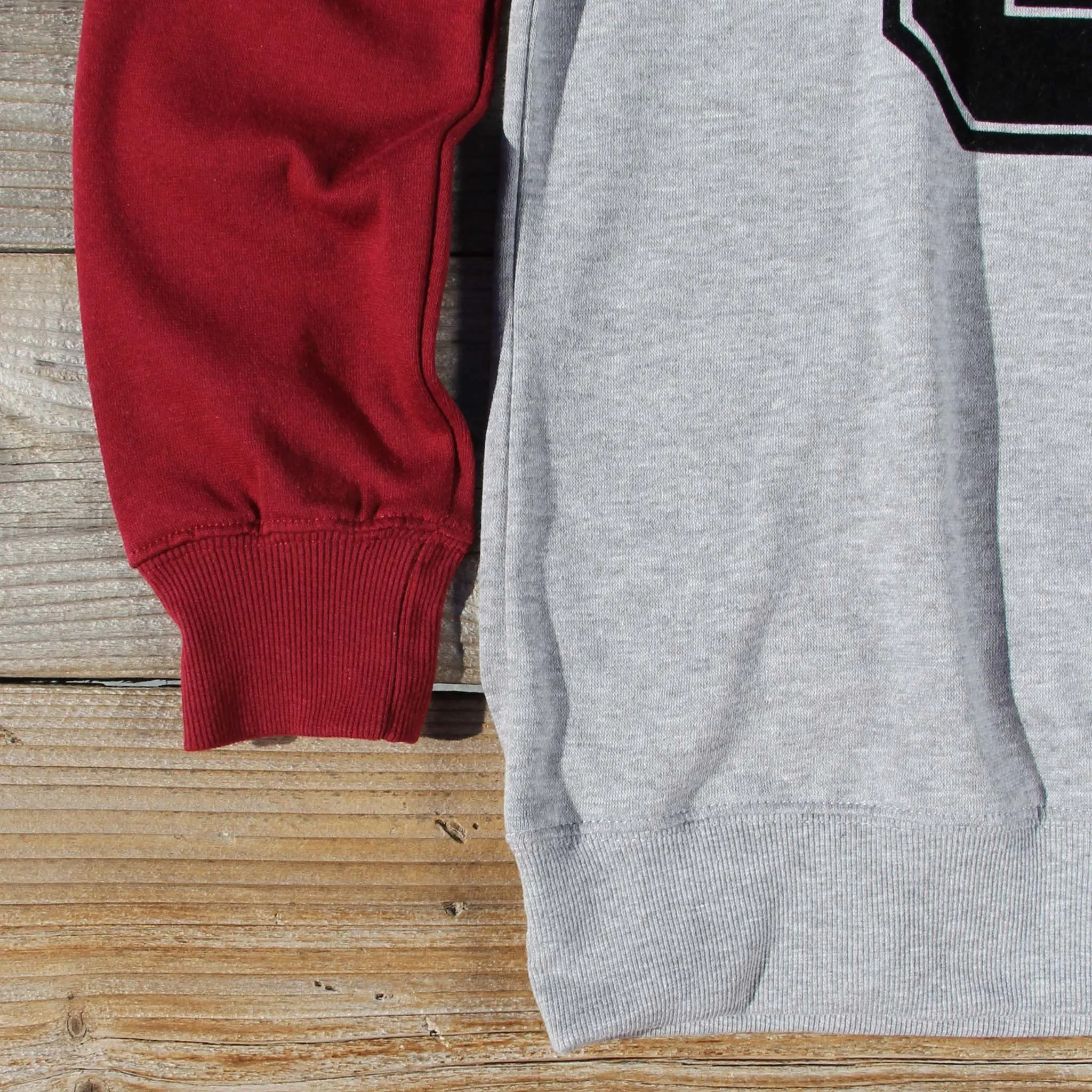 Varsity Sweatshirt in Burgundy