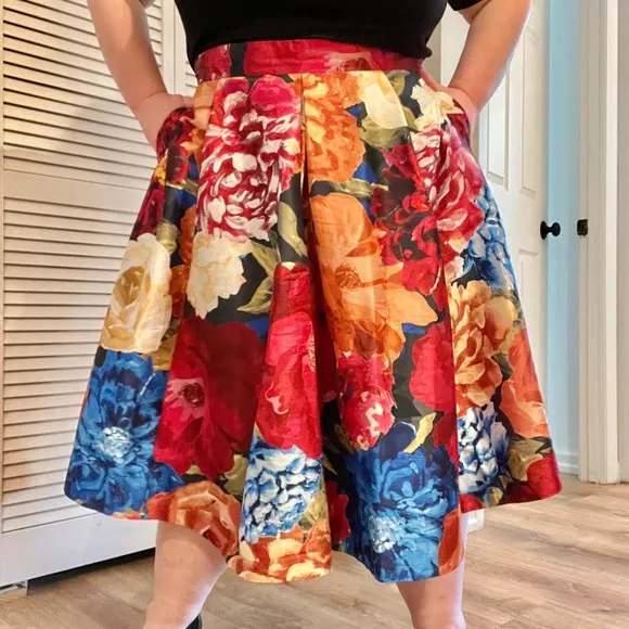 Winter Conservatory Vivid Floral Skirt | Full, Box Pleat, Pockets | 3X 24W