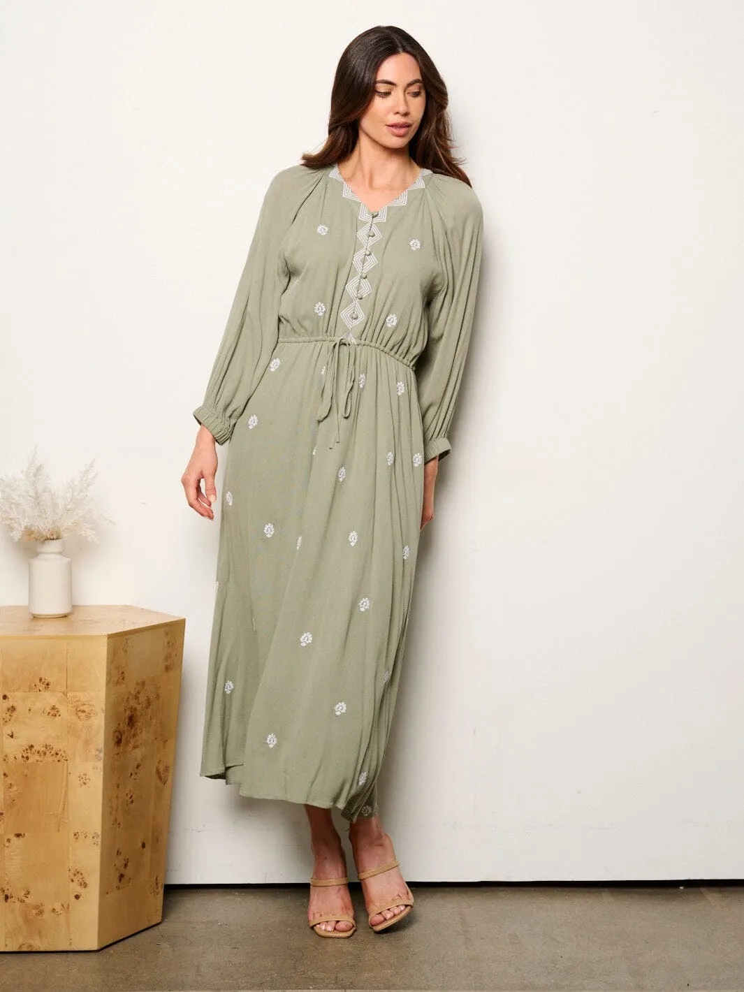 WOMEN'S LONG SLEEVE V-NECK BUTTON UP EMBROIDERY MAXI DRESS