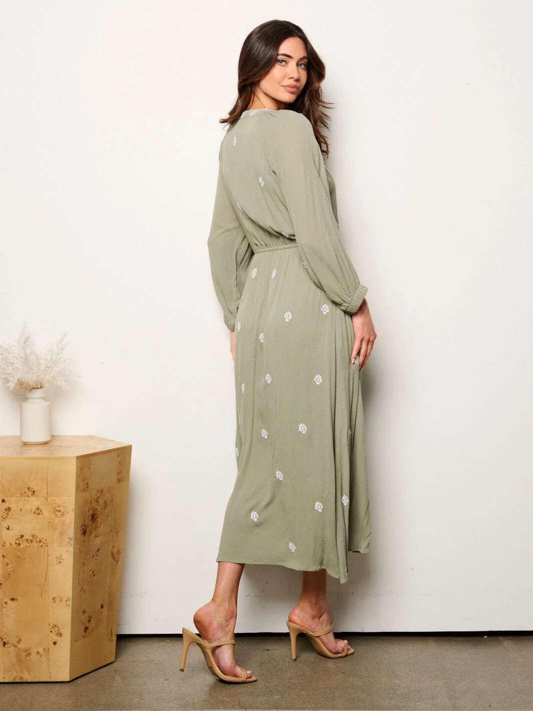 WOMEN'S LONG SLEEVE V-NECK BUTTON UP EMBROIDERY MAXI DRESS