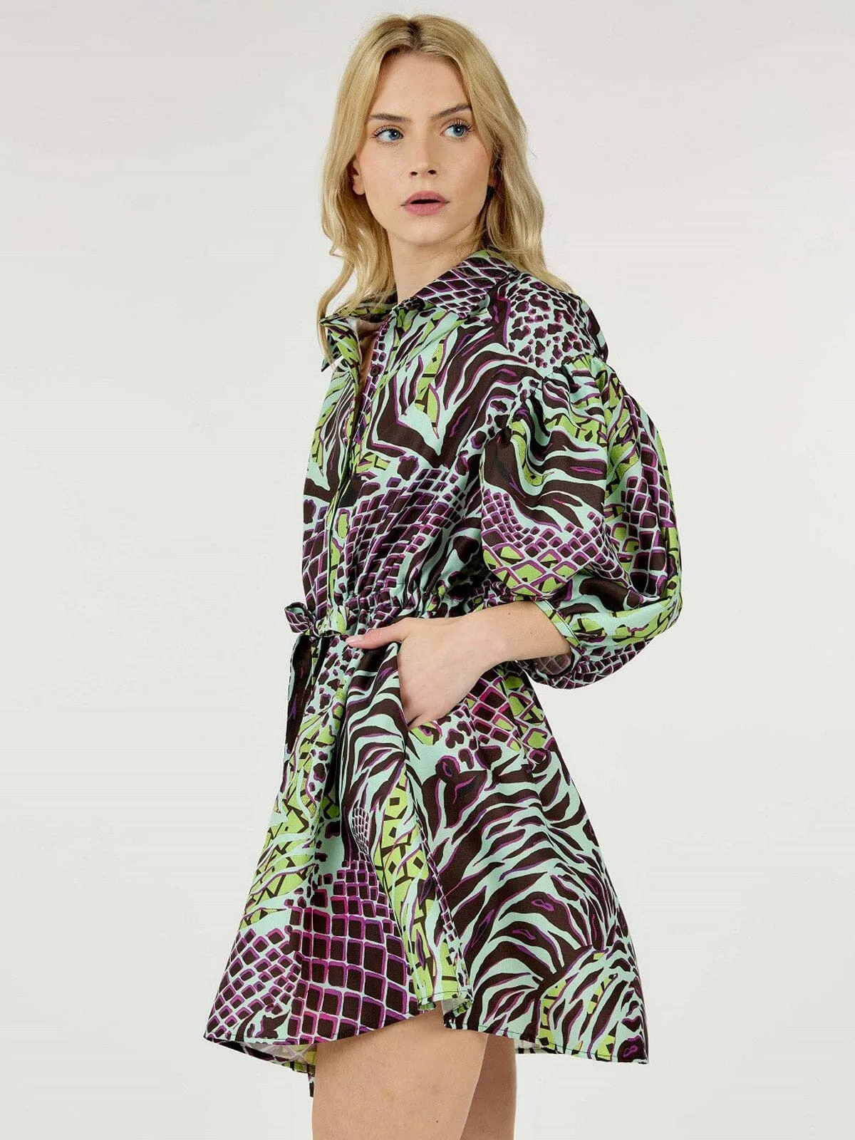 WOMEN'S SHORT PUFF SLEEVE BUTTON UP SELF TIE MULTI PRINT MINI DRESS