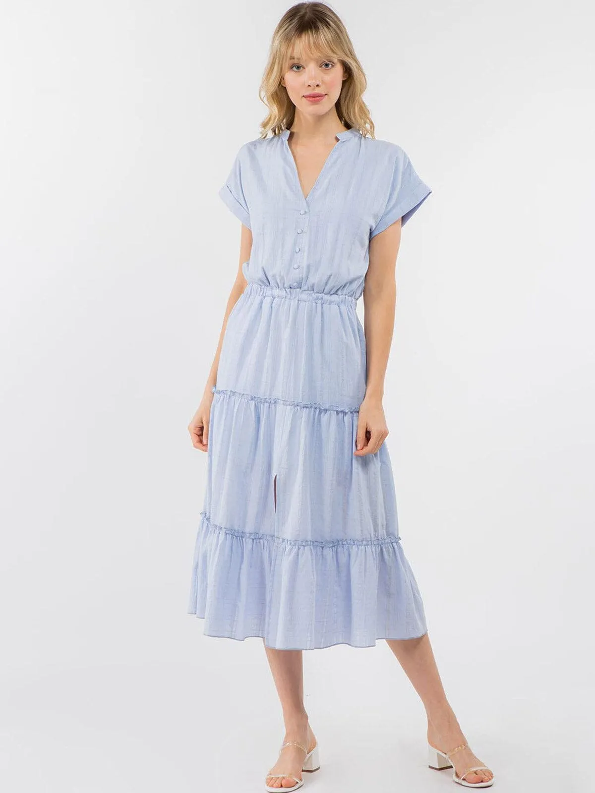 WOMEN'S SHORT SLEEVE V-NECK TIERED MIDI DRESS