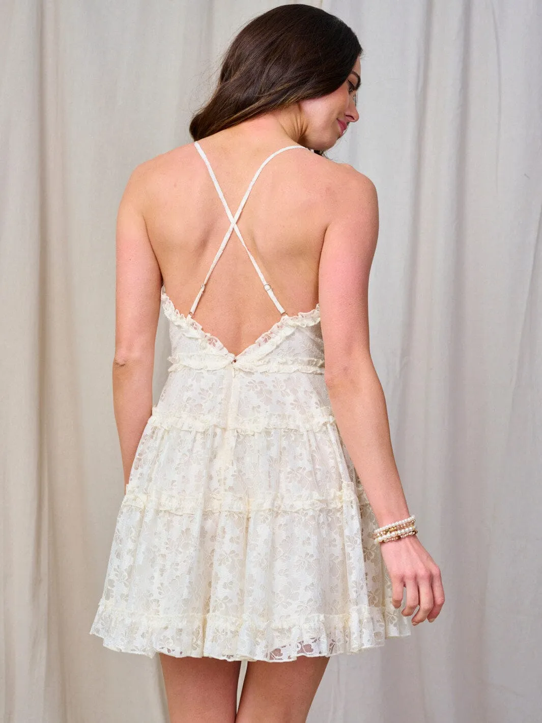 WOMEN'S SLEEVELESS OPEN BACK V-NECK LACE FIT & FLARE MINI DRESS